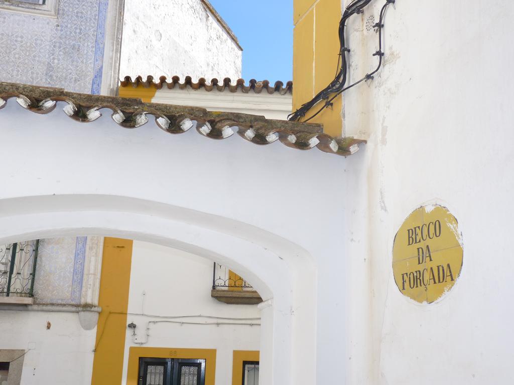Pateo Dos Oliveira - Casa Dos Servicais エヴォラ エクステリア 写真