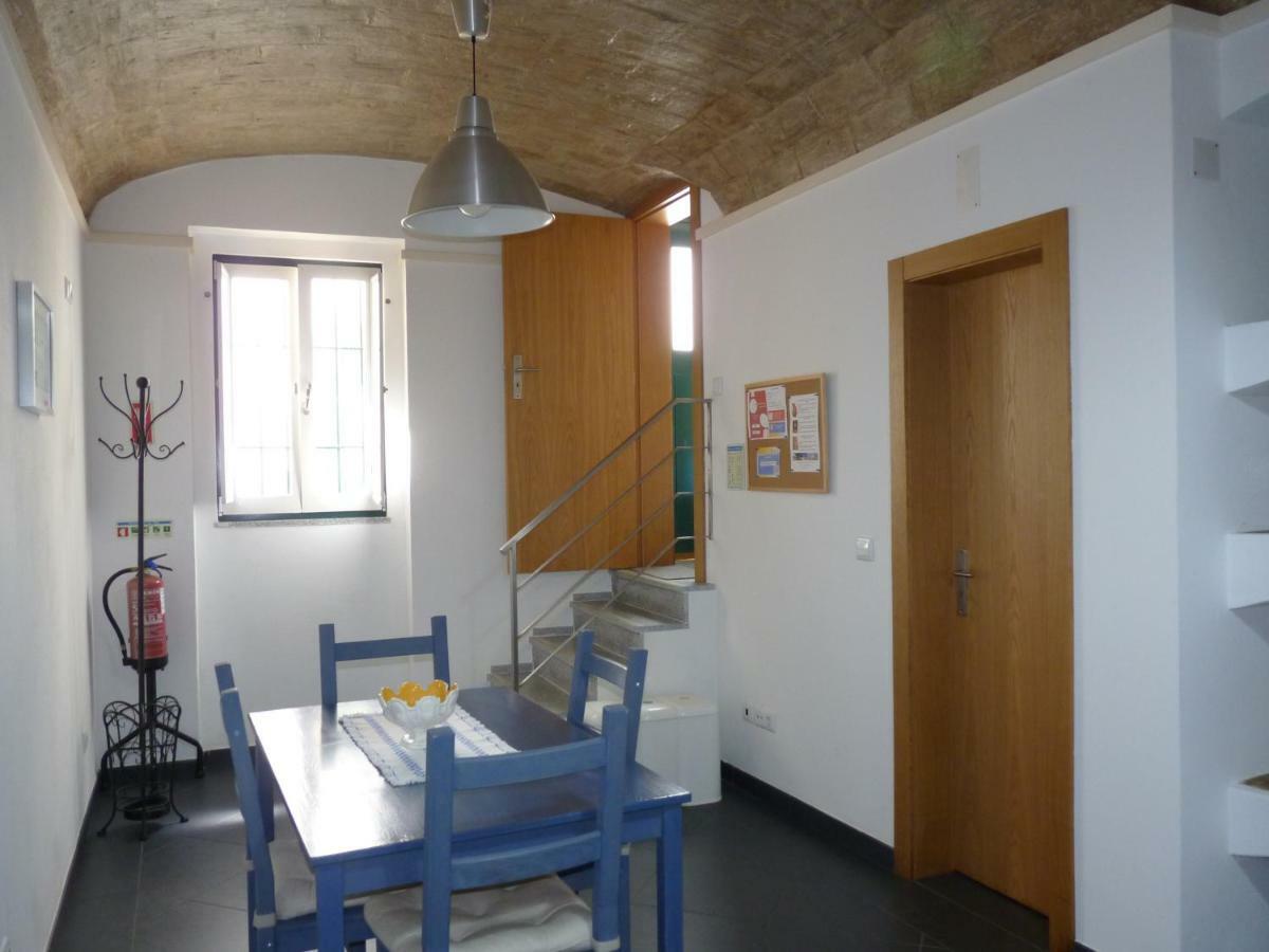 Pateo Dos Oliveira - Casa Dos Servicais エヴォラ エクステリア 写真
